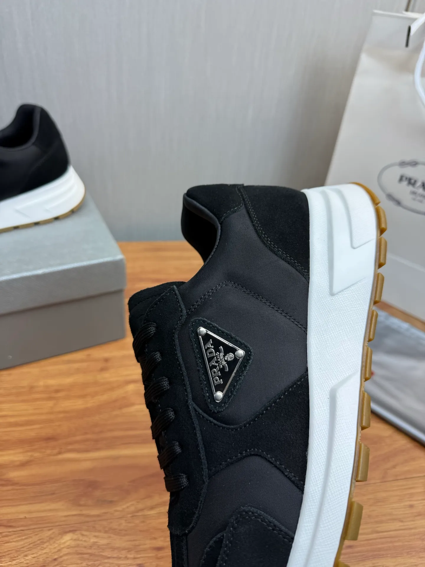 Men's shoes 560💰 [PRADA] Popular items in men's shoe counters, synchronized with the official website, 1 high-quality shipment ✔️Original cowhide + cowhide lining, 1🆚1 replica, original sole, 38-45 (45 customized, non-refundable)